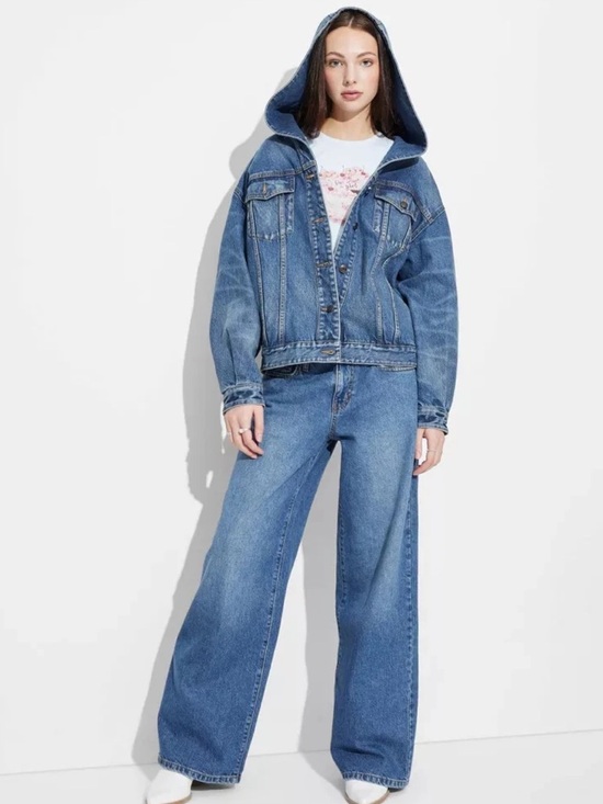 Wild Fable Women's Oversized Hooded Denim Jacket - Medium Wash XS: Midweight - Picture 2 of 11